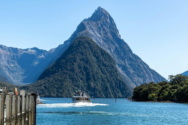 Explore the wonders of milford sound: your ultimate guide